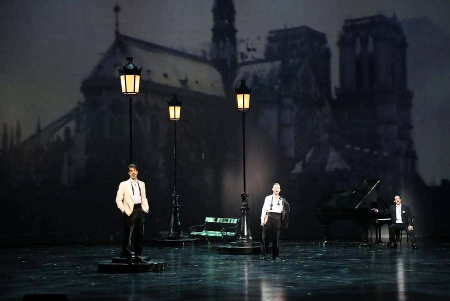 An American in Paris production photograph 6