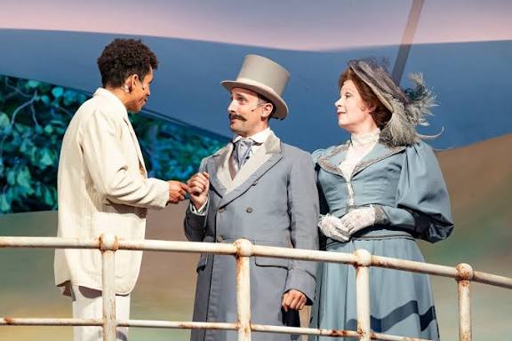 Half a Sixpence at Kilworth House Theatre production photograph 8